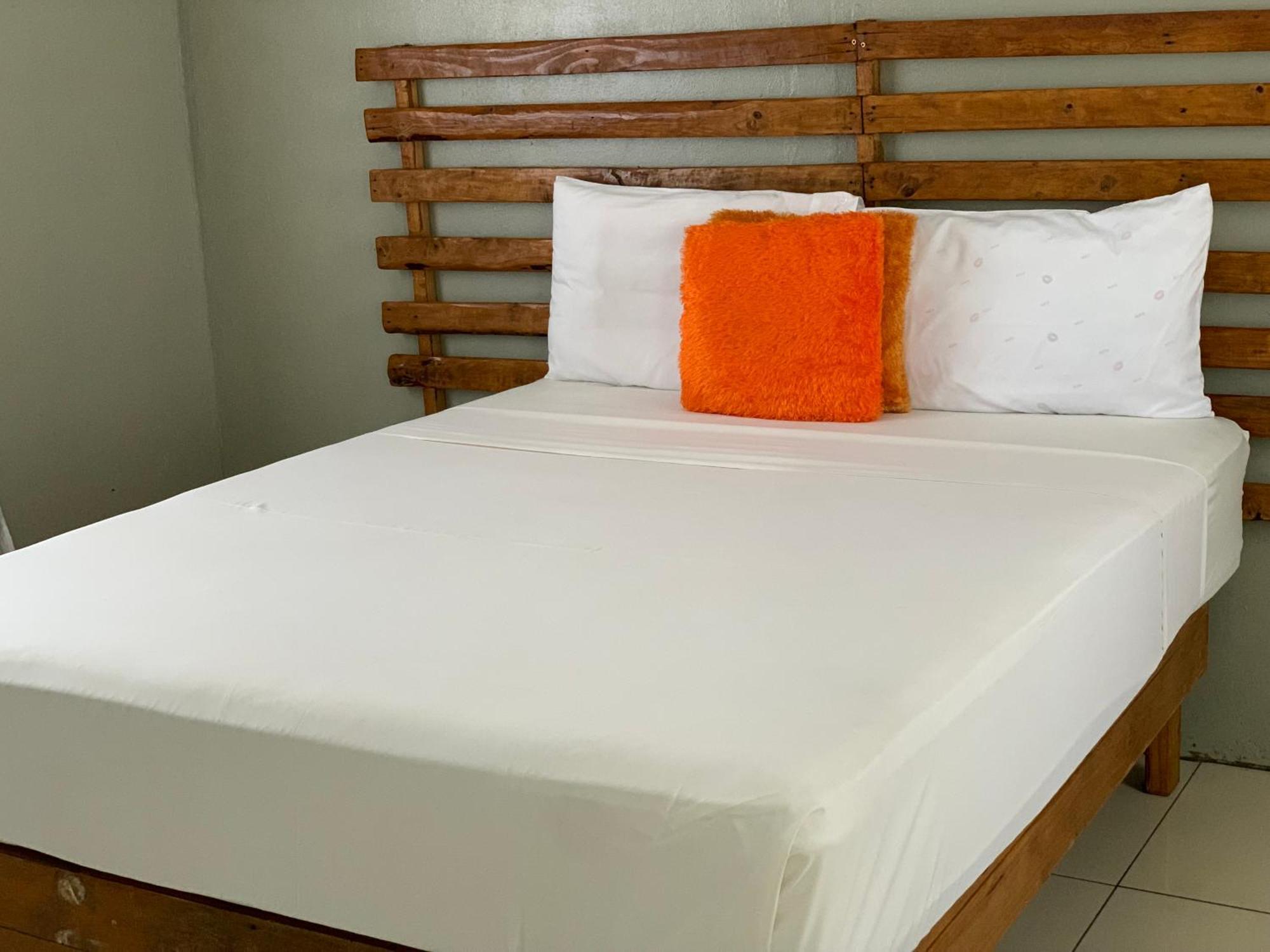 Jungle Breeze Home Stay คาซาเนอ ภายนอก รูปภาพ